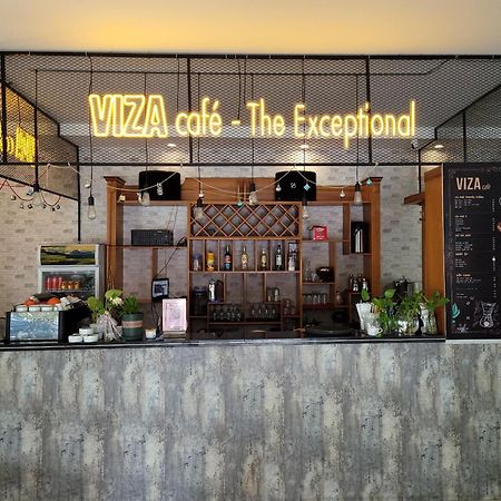 Vinh Plaza Hotel Esterno foto