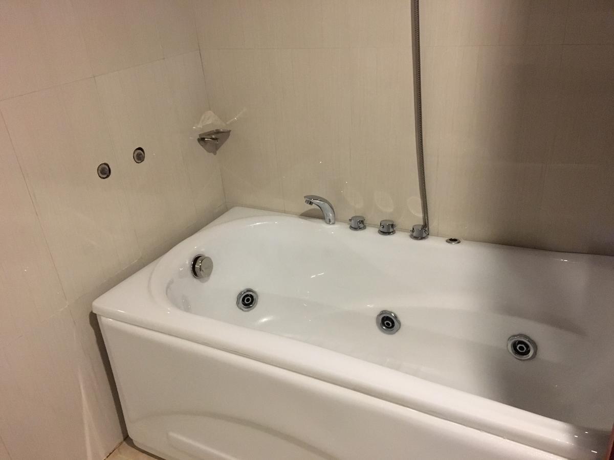 Vinh Plaza Hotel Esterno foto