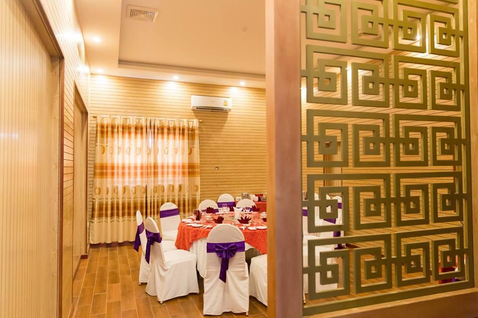 Vinh Plaza Hotel Esterno foto